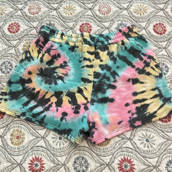 Hollister Ultra High Rise tie dye shirts, size L. - Picture 3 of 9